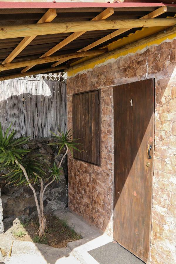 B&B Amigos De La Naturaleza Las Manchas  Kültér fotó